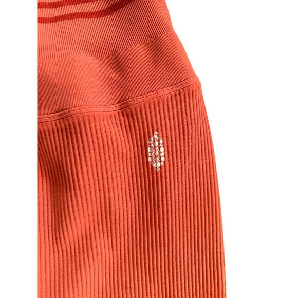NWOT Free People Movement Ribbed Leggings Size M/L - Picture 3 of 4